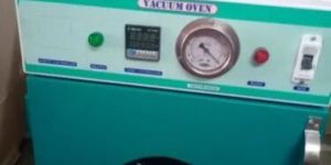Vacuum Oven