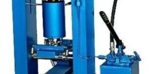 Flexure Testing Machine