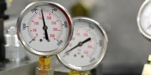 Pressure Gauge