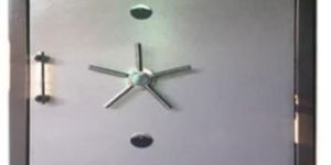 Electronic Safe Locker