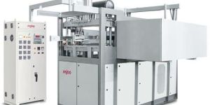 Plastic Vacuum Forming Machine