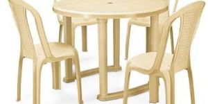 Nilkamal Dining Table