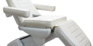 Derma Chair