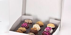 CAKE AND PASTRY BOXES