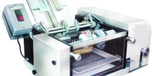 Semi Automatic Labeling Machine
