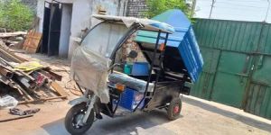 Electric Garbage Van