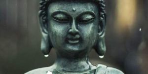 Antica Handicraft Statue