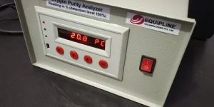 Portable Oxygen Analyzer