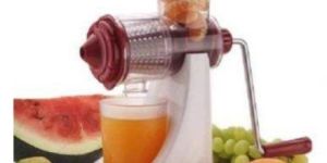 Plastic Hand Juicer
