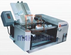 Semi Automatic Labeling Machine