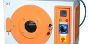 Vacuum Oven