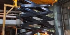 Rough Terrain Scissor Lift