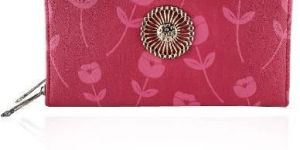 Perfect4U Good Quality Clutch. Q8M3C