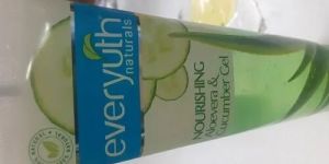 Everyuth Aloe Vera Cucumber Gel