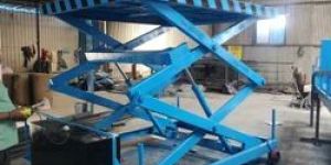 Hydraulic Industrial Goods Lift