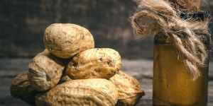 Cold Pressed Groundnut Oil