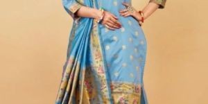 Ladies Banarasi Silk Paithani Suits
