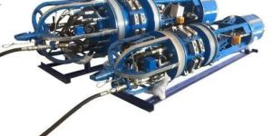 Pneumatic Internal Line up Clamp