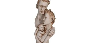 Decorative Polyresin Family Figurine