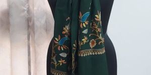 Ladies Green Pure Pashmina Shawls