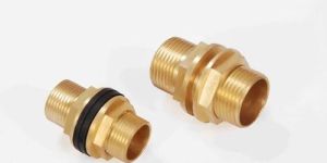 1 Inch Brass Tank Connector