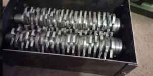 Waste Shredder Machine