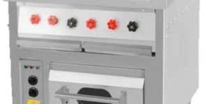 Four Burner Range with Oven