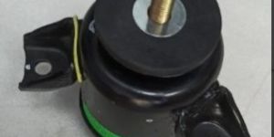 Mahindra Insulator ENG FRT LH