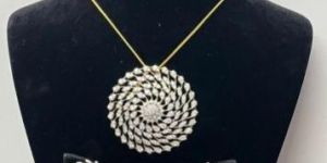 Lab Grown Diamond Pendent Set