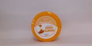 400g. Honey Almond Cream