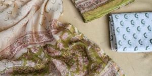 Unstitched Hand Block Printed Silk Suit Set