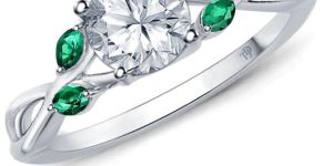 Marquise Green Emerald Accents - Leaves And Vine Style Engagement Ring With Center Diamond