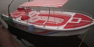 Parasailing Boats
