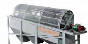 TROMMEL SCREEN WITH FEED HOPPER