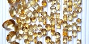 natural yellow citrine stone