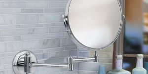 Magnifying Mirror