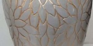 LY 2067 Metal Planter