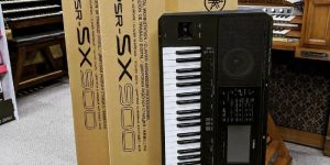 Yamaha Psr SX900 61-keys professional arranger keyboard