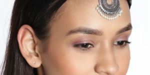 Silver Oxidised Maang Tikka