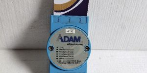 ADAM-6520L 5FE Unmanaged Ethernet Switch, Flexible mounting