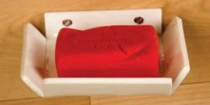 B136 Acrylic Soap Dish