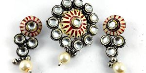 Premium Oxidised Kundan Sandal Pendant Set