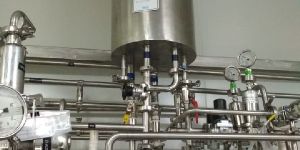 Pharmaceutical Purified Water Storage and Loop Distribution System