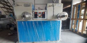 Semi Automatic Box Strapping Machine