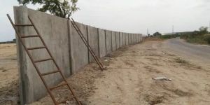 8 Feet RCC Compound Wall