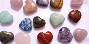 Natural Stone Mini Hearts