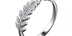 Cubic Zirconia Leaf Design Ring