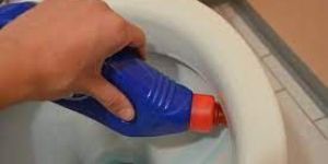 Toilet Cleaning Liquid