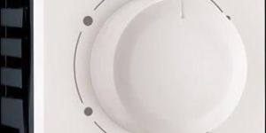 Legrand 679240 - REGULATOR 2M