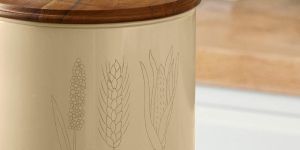 Rice Storage Barrel with Wooden Lid